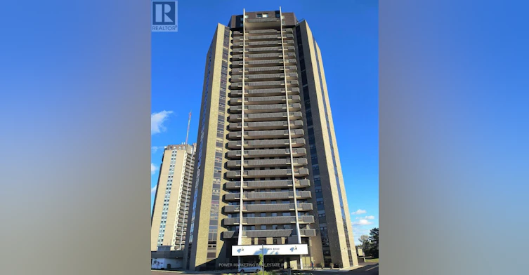 807-900 Dynes Road, Ottawa, ON, K2C 3L6
