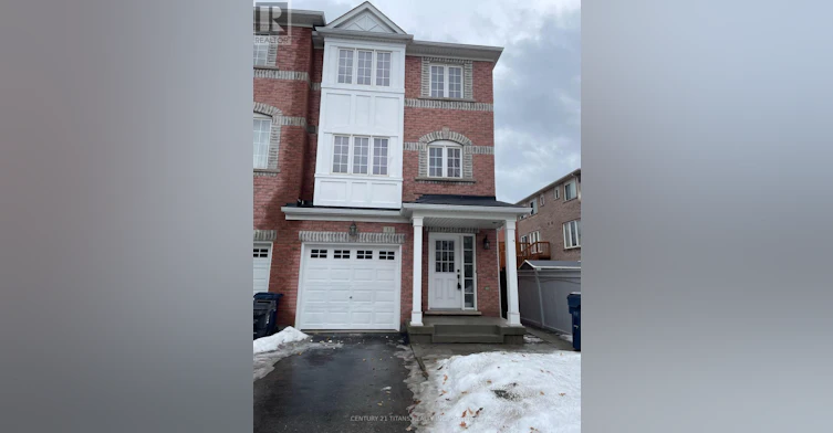 UPPER-11 Etienne Street, Toronto, ON, M1L 0A2