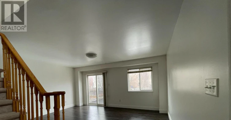UPPER-11 Etienne Street, Toronto, ON, M1L 0A2 - 5