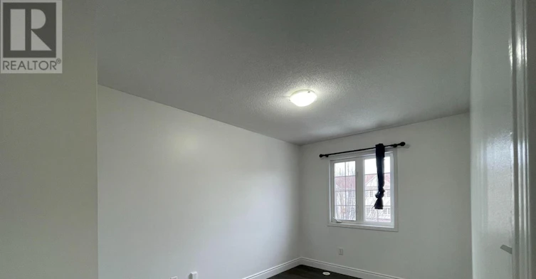 UPPER-11 Etienne Street, Toronto, ON, M1L 0A2 - 18