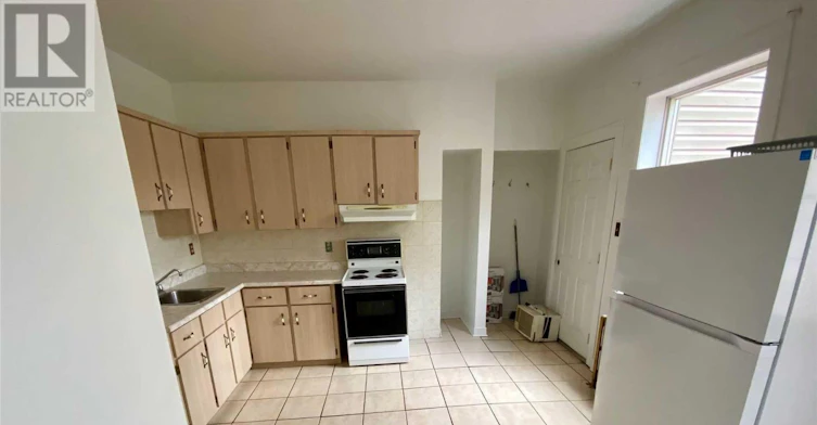1-1582 Queen Street W, Toronto, ON, M6R 1A6 - 2