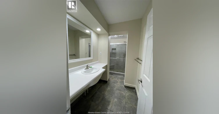 2-2329 Pillette, Windsor, ON, N8W 1K8 - 5