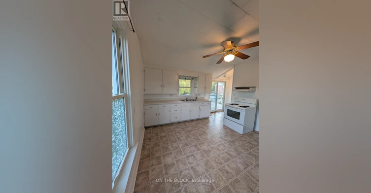 5A Edgeware Road SOUTH, St. Thomas, ON, N5P 2G8 - 2