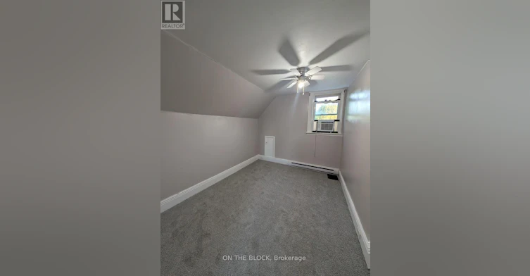 5B Edgeware Road SOUTH, St. Thomas, ON, N5P 2G8 - 5