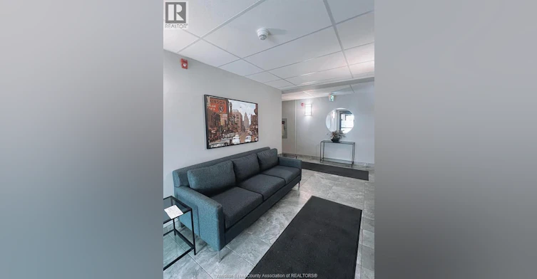 102-955 Ouellette Avenue, Windsor, ON, N9A 4J5 - 17