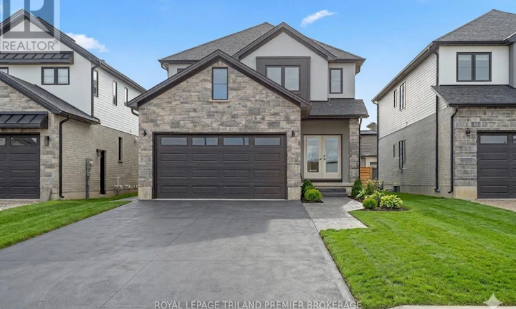 262 Hesselman Crescent