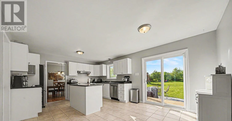 1253 Collier Crescent, Ottawa, ON, K4P 1C1 - 12