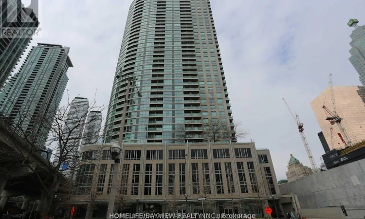 915-18 Yonge Street