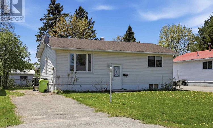 138 Chicora Crescent