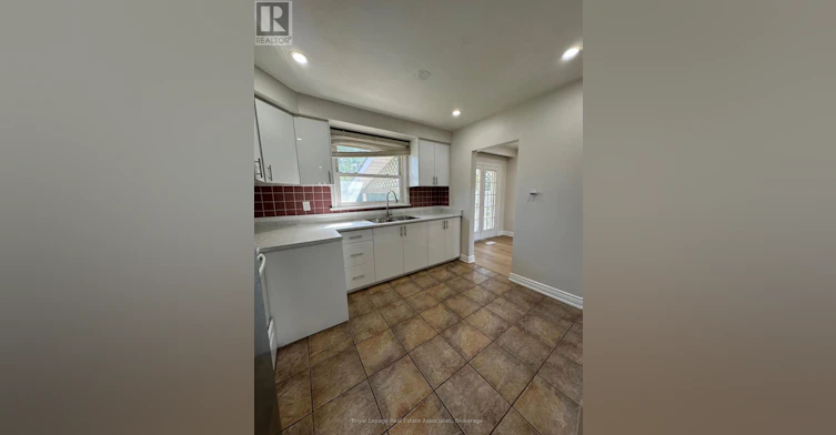 150 Ontario Street S, Milton, ON, L9T 2M8 - 8