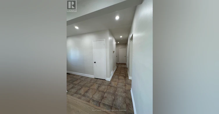 150 Ontario Street S, Milton, ON, L9T 2M8 - 5