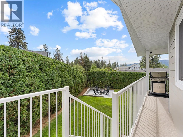 10911 Lehmann Road, Lake Country, BC, V4V 1N9 - 10