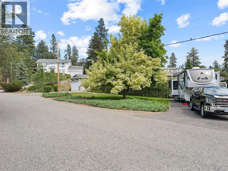 10911 Lehmann Road, Lake Country, BC, V4V 1N9 - 35
