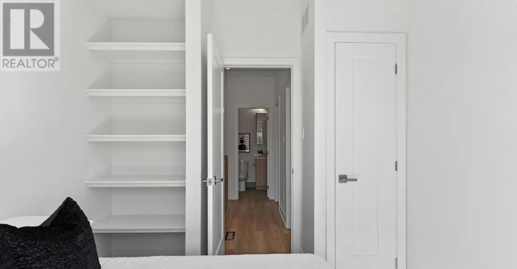 4-86 Kenwood Avenue, Toronto, ON, M6C 2S2 - 26