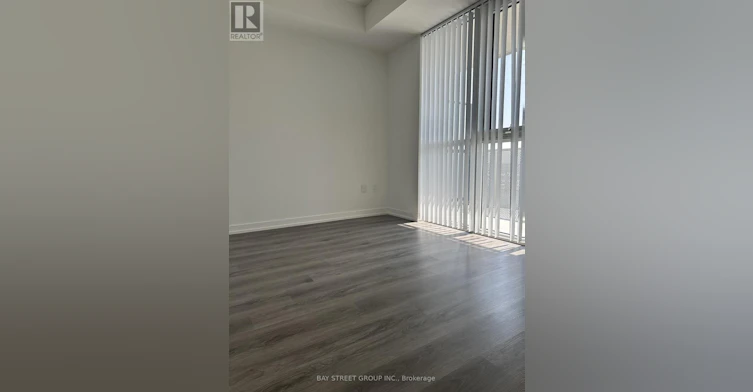303-28 Interchange Way, Vaughan, ON, L4K 0P8 - 6