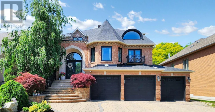 BASMENT-207 Shaftsbury Avenue, Richmond Hill, ON, L4C 0E8