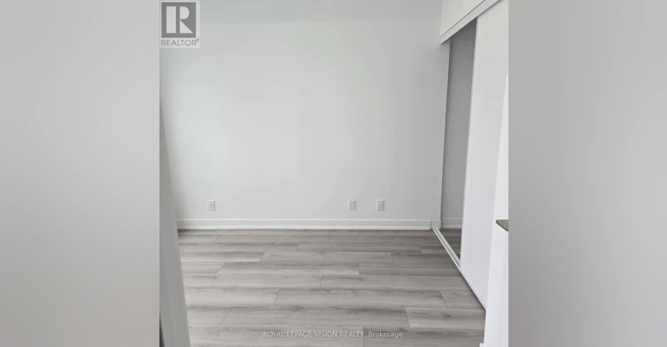 401-20 Deans Drive, Toronto, ON, M1L 0J7 - 4
