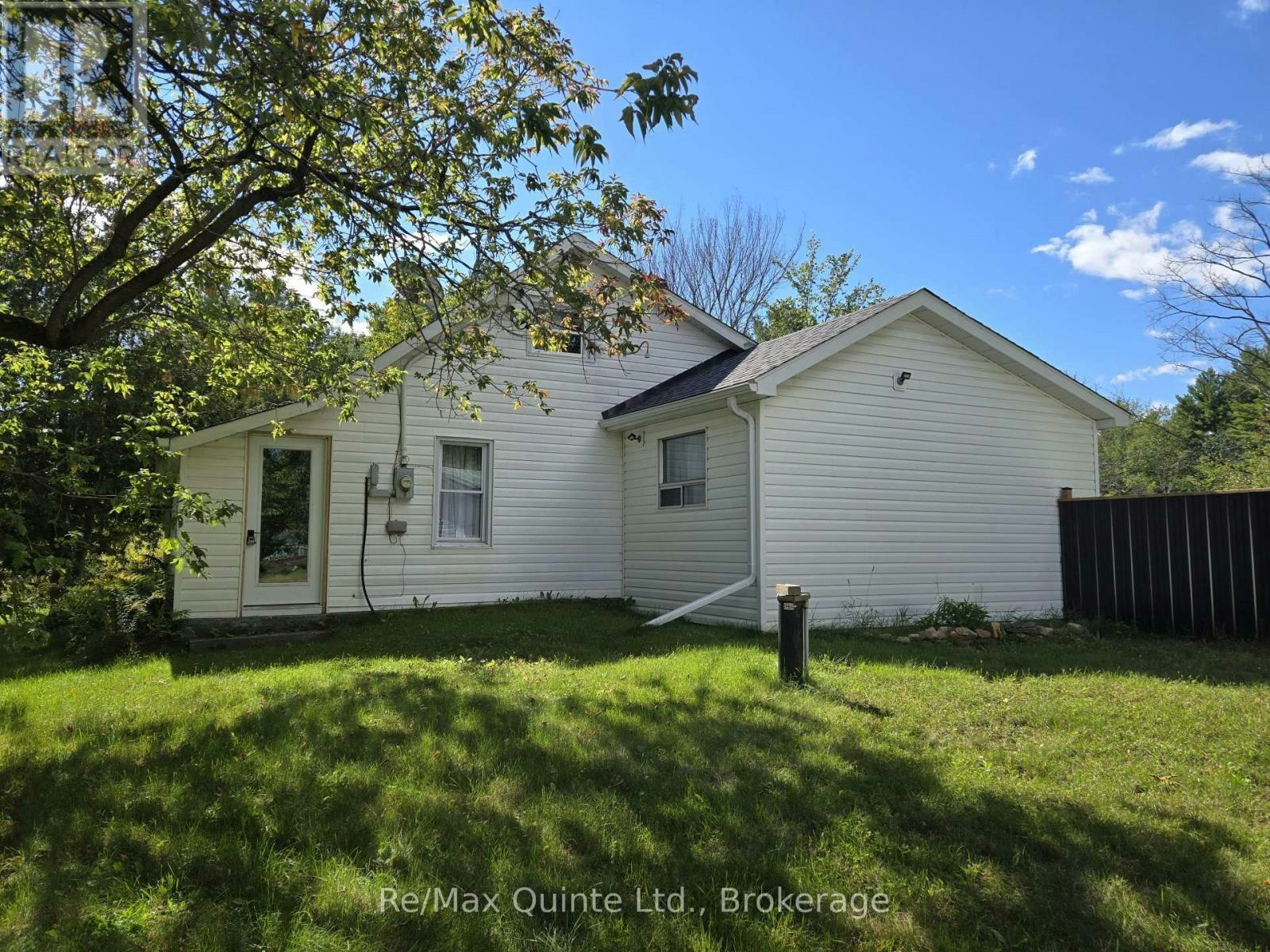112959 7 Highway Highway, Addington Highlands, ON, K0H 1Z0