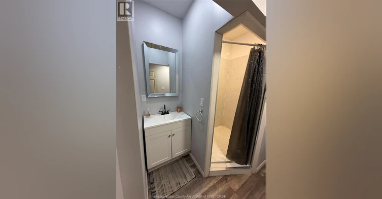 ROOM 1-329 Randolph Avenue, Windsor, ON, N9B 2T4 - 9