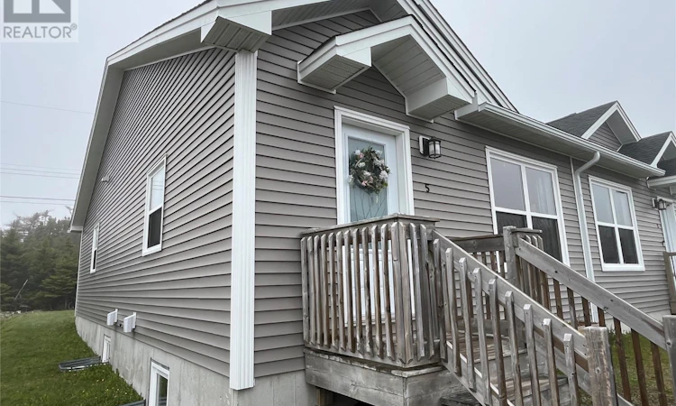 5 Larsen Street