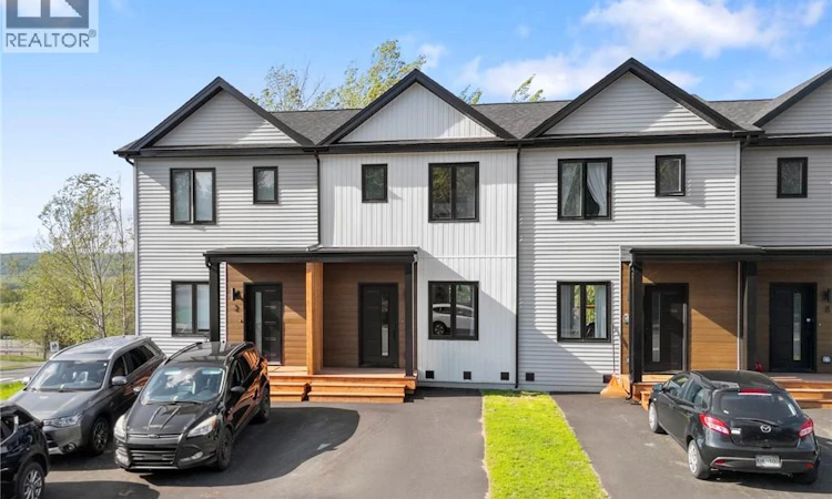 4 Westwood Drive
