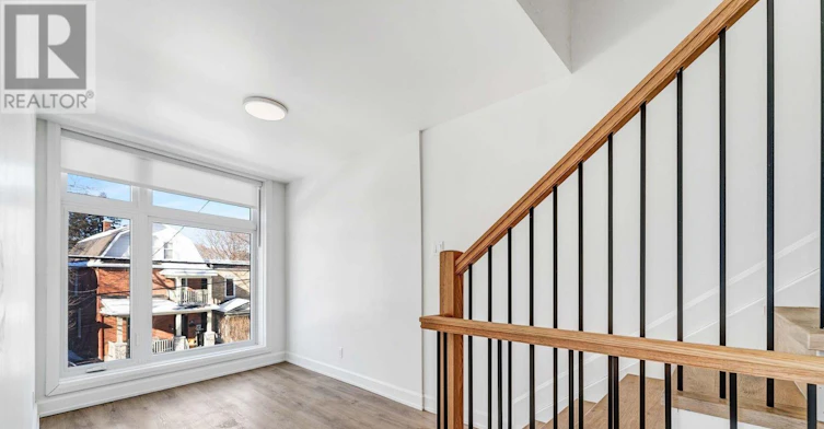 3-156 Fifth Avenue, Ottawa, ON, K1S 2M8 - 5
