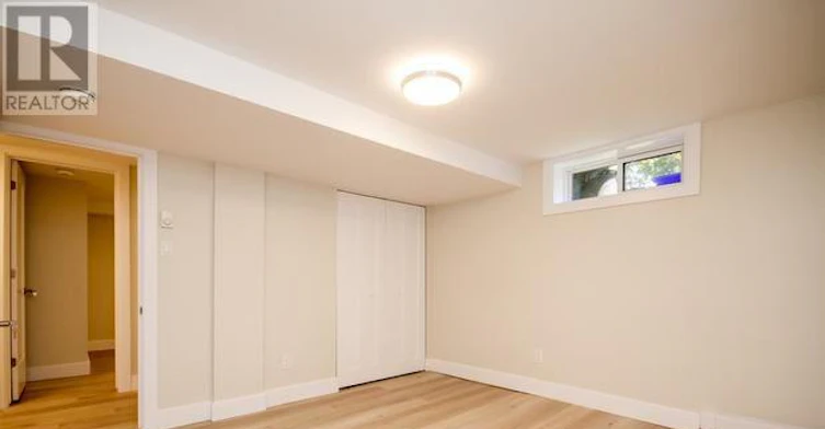 B-2430 Iris Street, Ottawa, ON, K2C 1C6 - 16