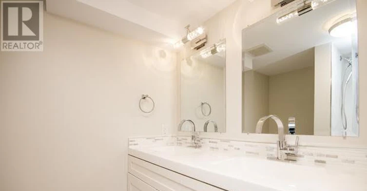 B-2430 Iris Street, Ottawa, ON, K2C 1C6 - 22