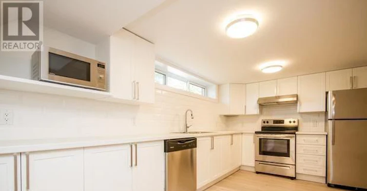 B-2430 Iris Street, Ottawa, ON, K2C 1C6 - 6