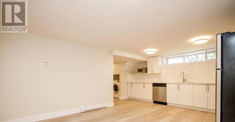 B-2430 Iris Street, Ottawa, ON, K2C 1C6 - 12