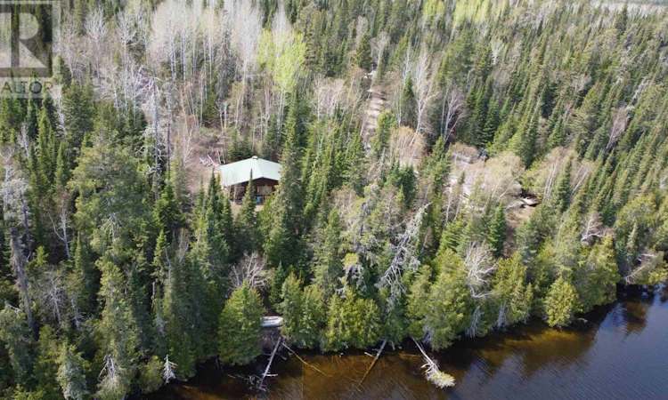 9468 Larkin Lake West