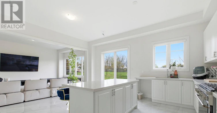 278 Danny Wheeler Boulevard, Georgina, ON, L4P 0J9 - 15
