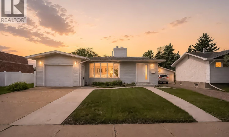 1381 Prince Crescent