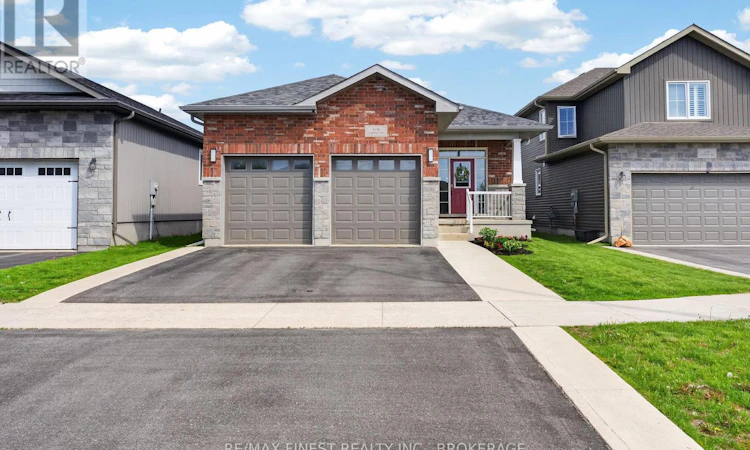 119 Champagne Crescent
