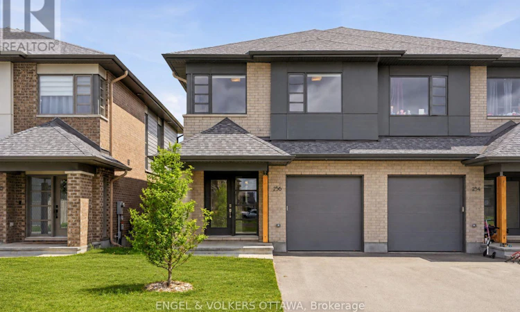 256 Shuttleworth Drive