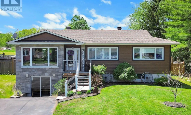 1548 Landry Road