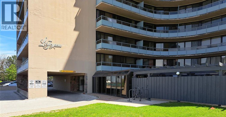 808-111 Riverside Drive East, Windsor, ON, N9A 2S6 - 2