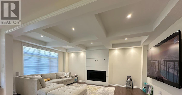 33 Fair Winds Lane, East Gwillimbury, ON, L9N 0V8 - 8