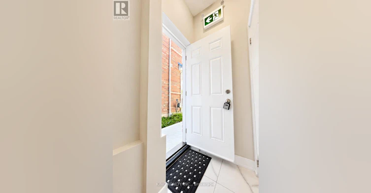 LOWER-349 Grovehill Crescent, Kitchener, ON, N2R 0K8 - 2