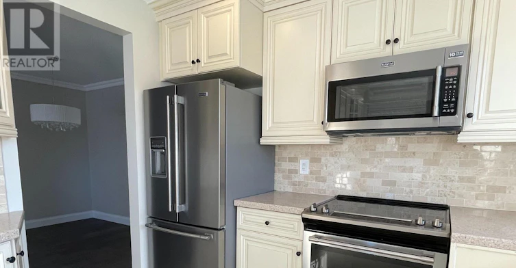 UPPER-771 Krosno Boulevard, Pickering, ON, L1W 1G5 - 2