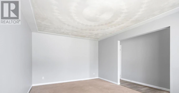 A-195B Cedarvale Crescent, Waterloo, ON, N2L 4T3 - 3