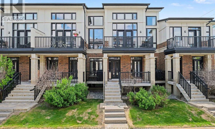 220 Pembina Private