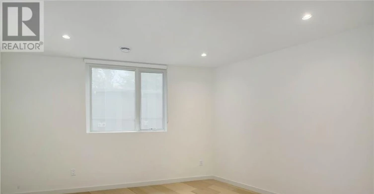 16B Chapleau Avenue, Ottawa, ON, K1M 1Z6 - 7