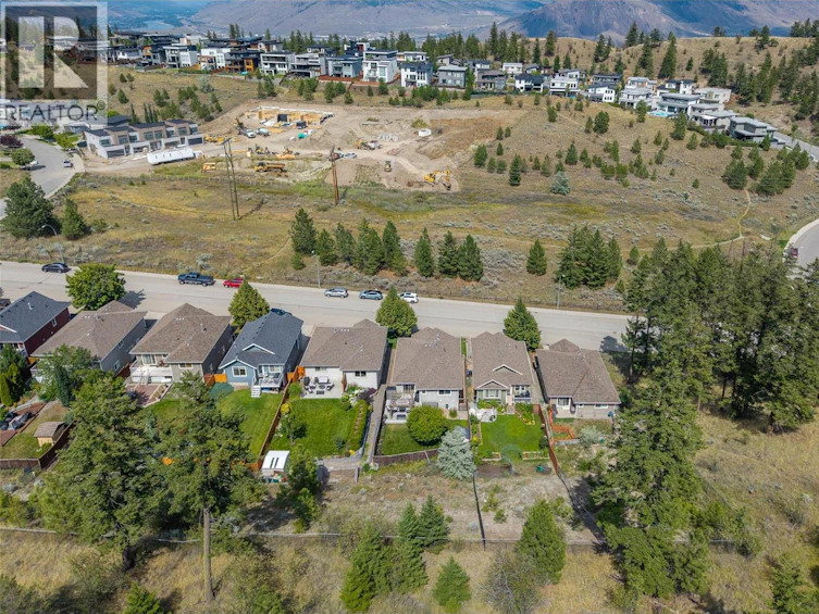1458 Pacific Way, Kamloops, BC, V2E 0A4 - 45