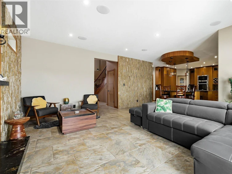 7502 Lilac Place, Regina, SK, S4Y 0B3 - 7