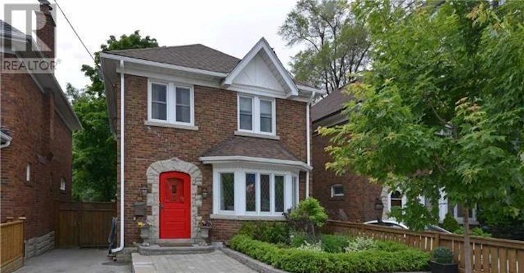 311 Chaplin Crescent, Toronto, ON, M5P 1B1