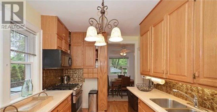 311 Chaplin Crescent, Toronto, ON, M5P 1B1 - 7