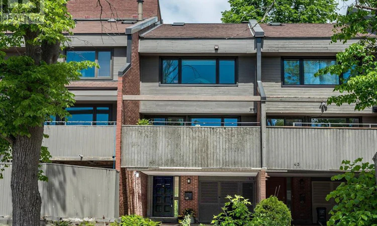 41 Putman Avenue
