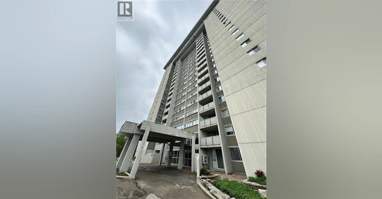 1005-375 King Street N, Waterloo, ON, N2J 4L6