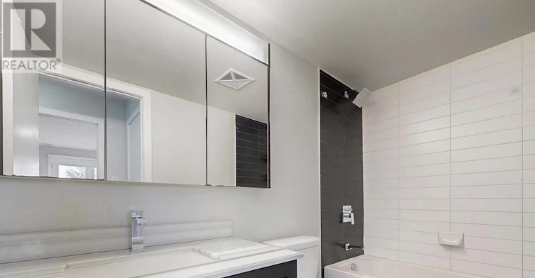 7-4070 Parkside Village Drive, Mississauga, ON, L5B 0K2 - 17
